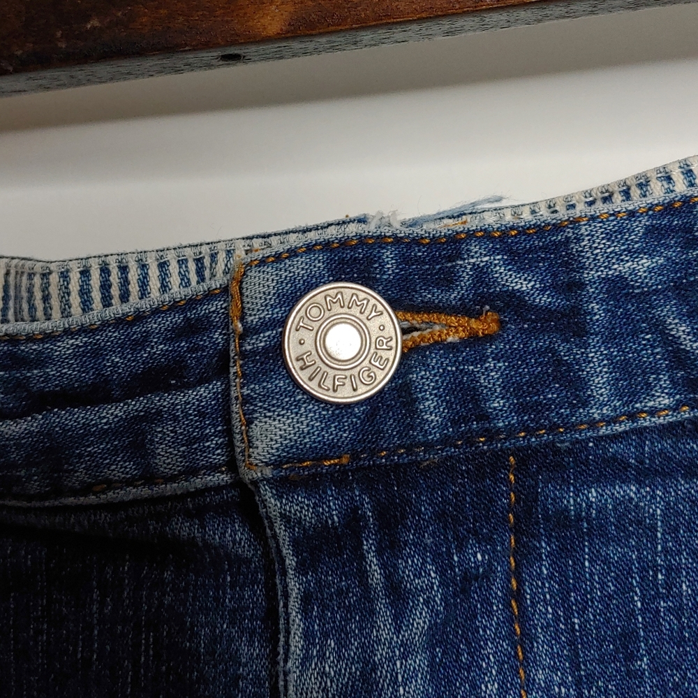 Tommy Hilfiger Women's Medium Wash Blue Jean A Line Mini Skirt Size Small - Picture 6 of 15